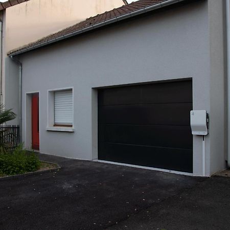 Bords De Sarthe Bed & Breakfast เลอม็องส์ ภายนอก รูปภาพ