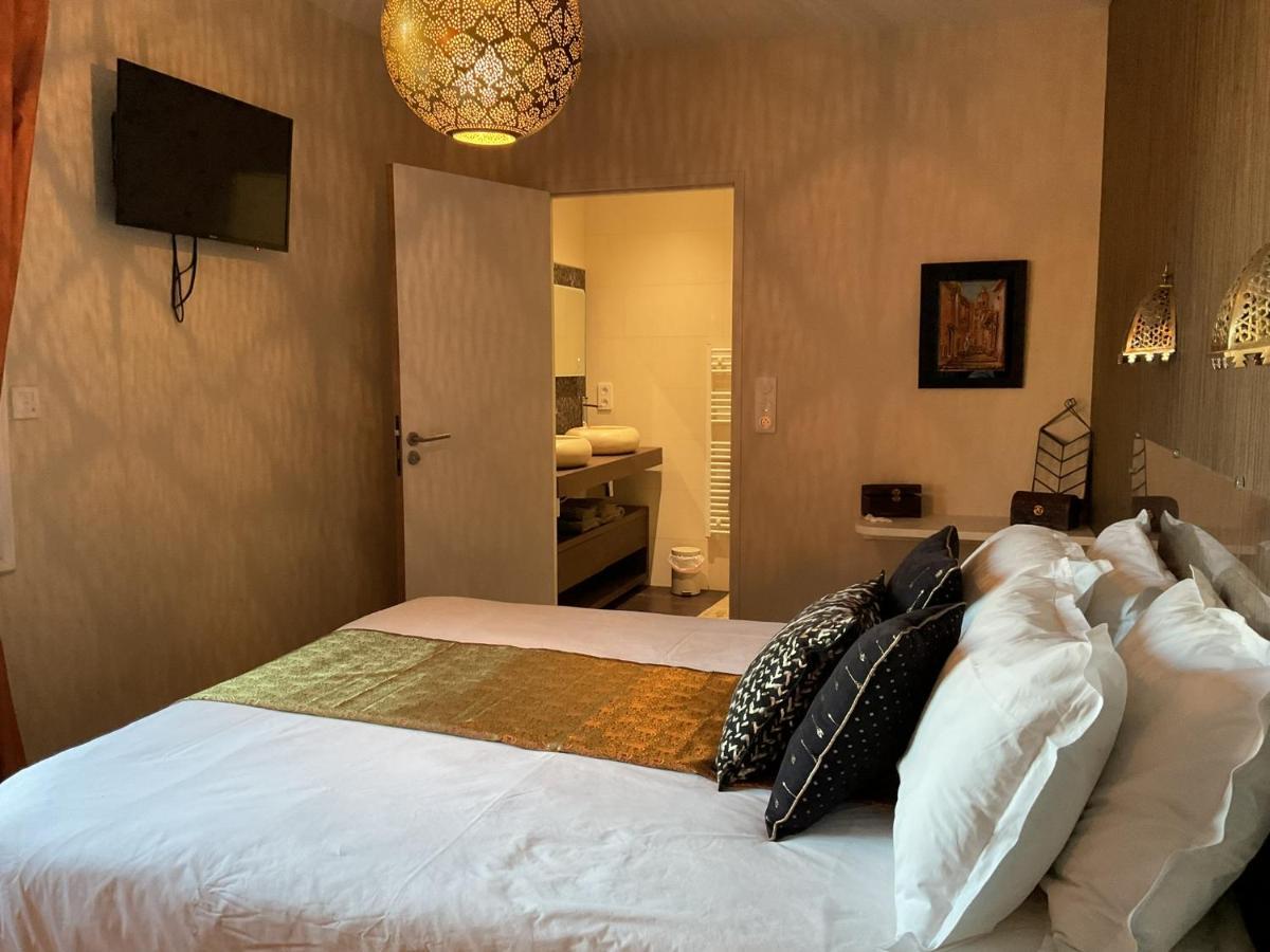 Bords De Sarthe Bed & Breakfast เลอม็องส์ ภายนอก รูปภาพ
