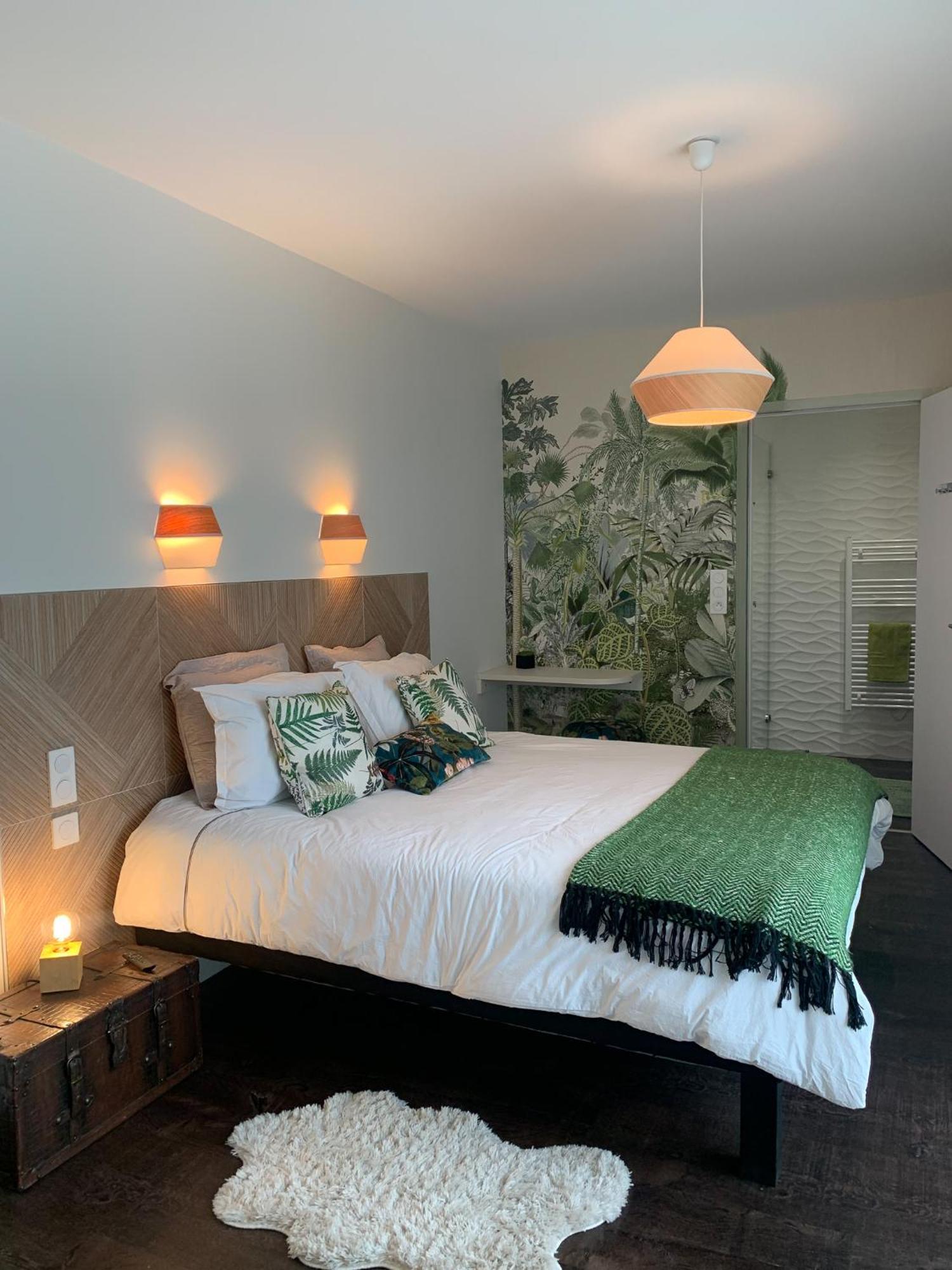 Bords De Sarthe Bed & Breakfast เลอม็องส์ ภายนอก รูปภาพ